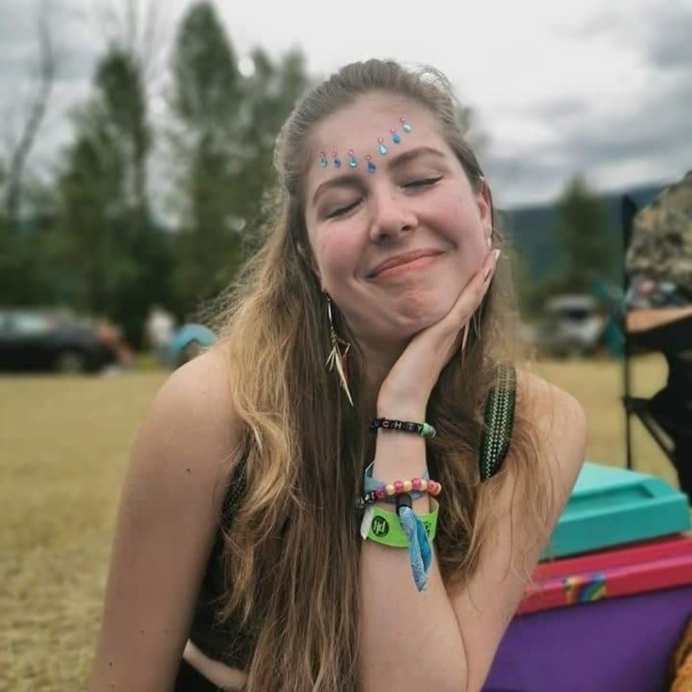 Meet your Posher, Leah